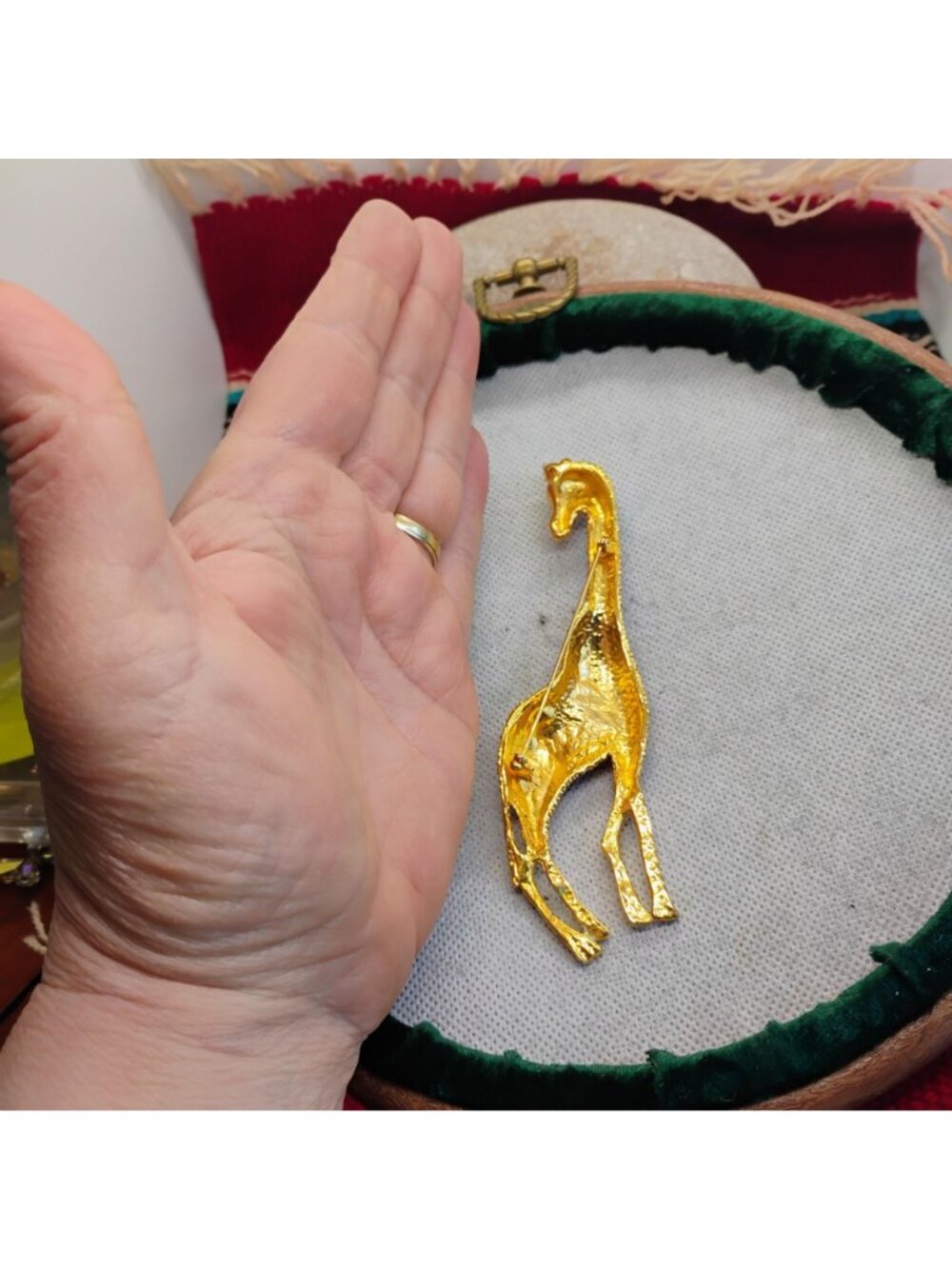 Large Gold Tone Black Enamel Giraffe Brooch Pin 4.5" Tall - Picture 4 of 5